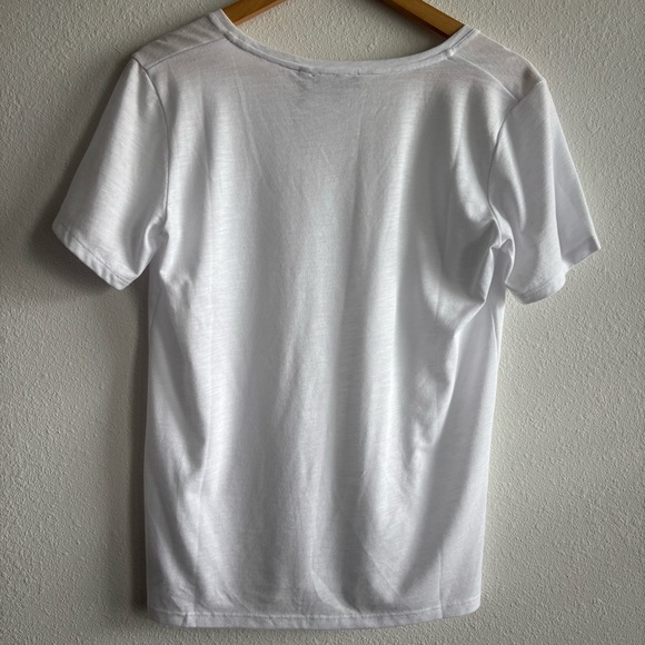 NWT Theory Dayne Atmos Light White Classic V-Neck Short Sleeve Tee Shirt Size M - Picture 3 of 8